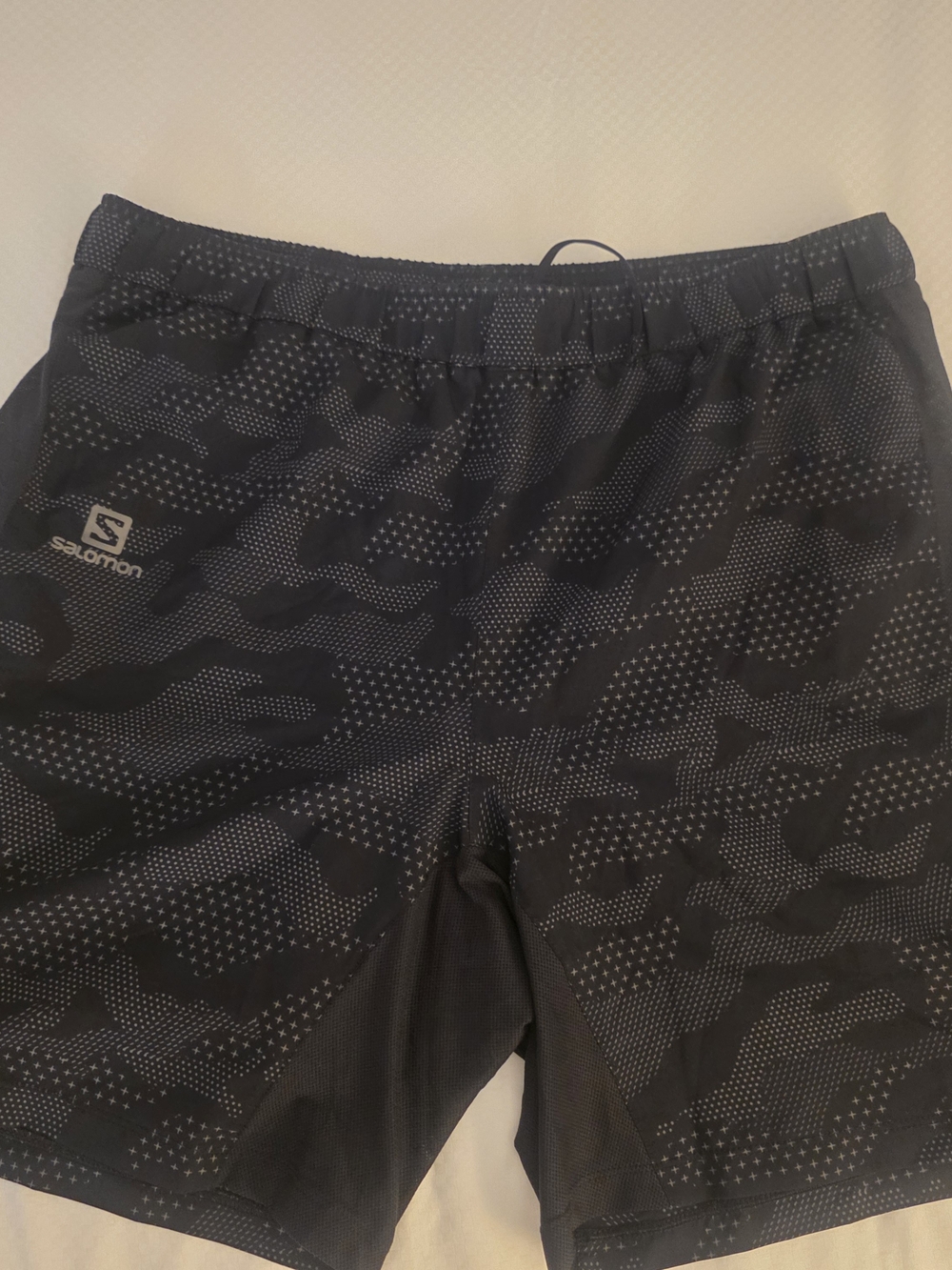 Salomon Agile 2-in-1 Running Black Athletic Shorts with Subtle Dot Camo